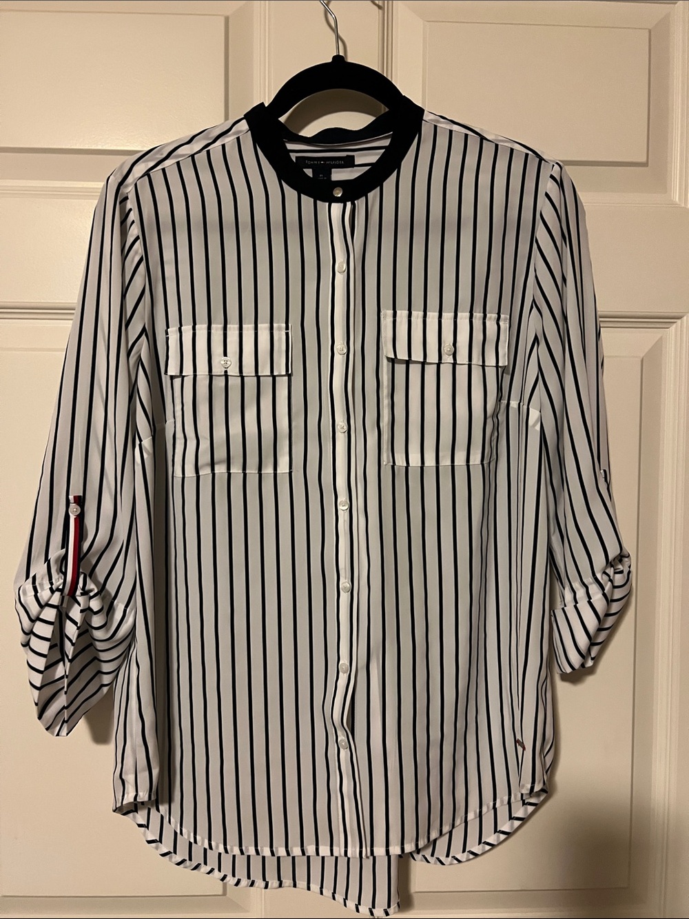 Tommy Hilfiger White Navy Vertical-Stripe Button-Front Blouse size M